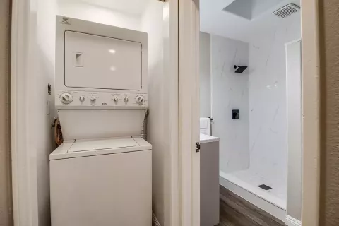 country-view-rd-adu-laundry