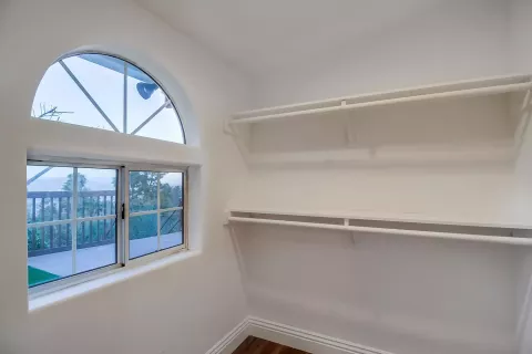 country-view-rd-adu-master-closet